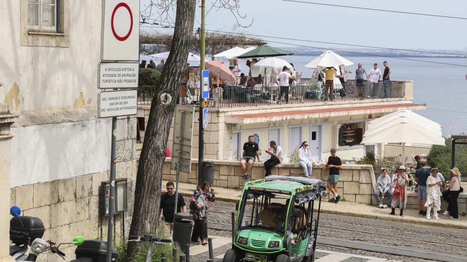 Combater consequências do turismo? Cidades europeias usam esta 'arma'