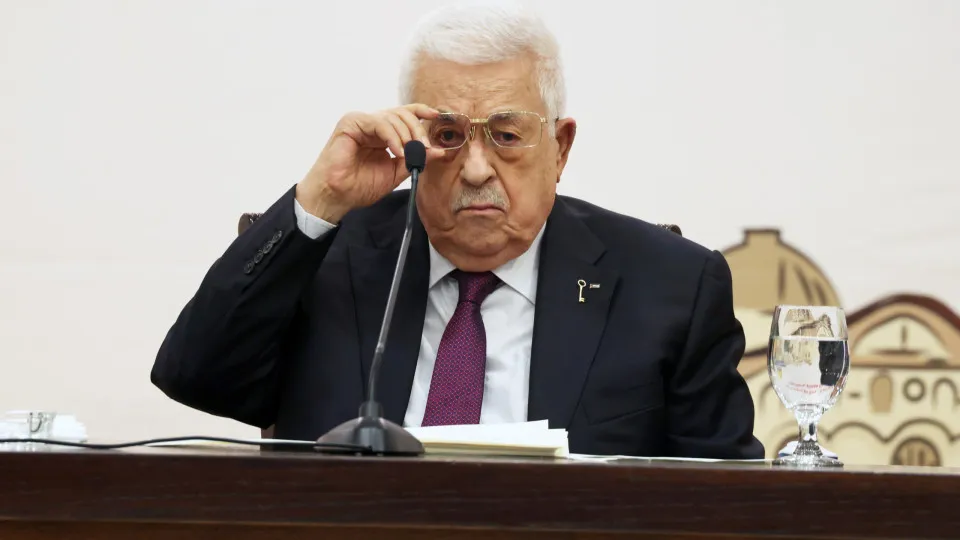 Palestina quer que Hamas entregue armas e condena ataques de 7 outubro