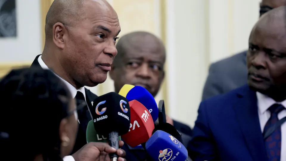 UNITA indisponível para revisão constitucional angolana antes de eleições