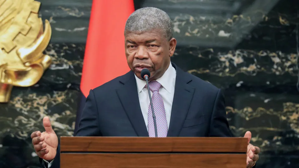 Visita do PR de Moçambique a Angola