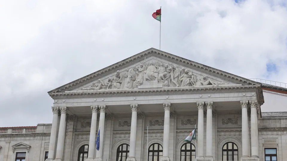 Fachada da Assembleia da República