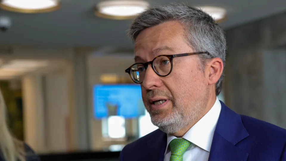 Política: Carlos moedas na apresentação à imprensa da feira ARCOlisboa 2025
