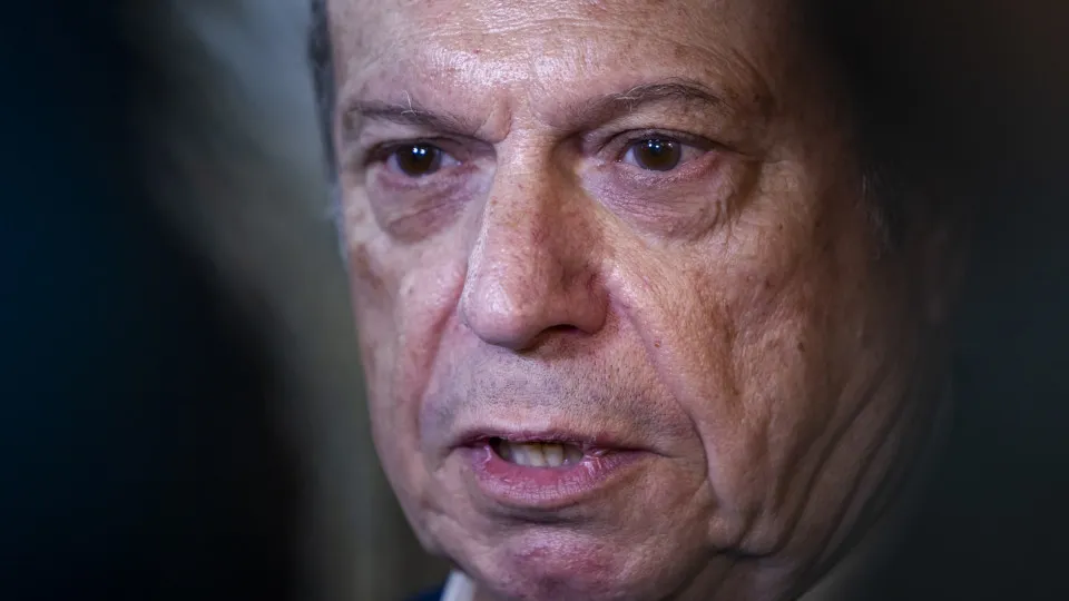 César diz que não deve haver dúvidas que PS viabilizará Governo da AD