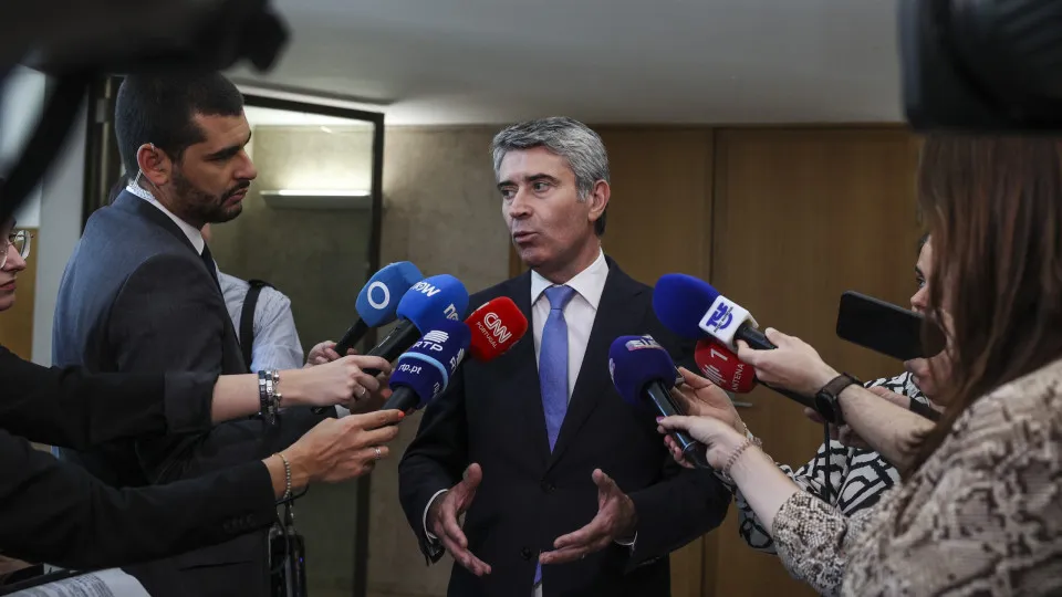 Carneiro diz que vantagem no número de votos mantém PS como segunda força política