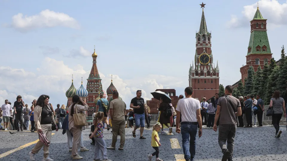 Daily life in Moscow amid ongoing Russia--Ukraine talks