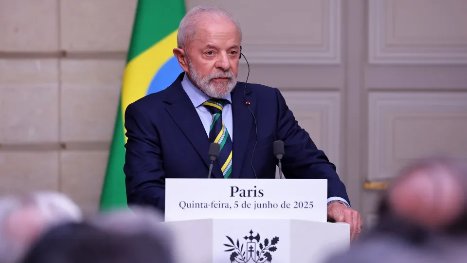Brazilian President Lula visits France