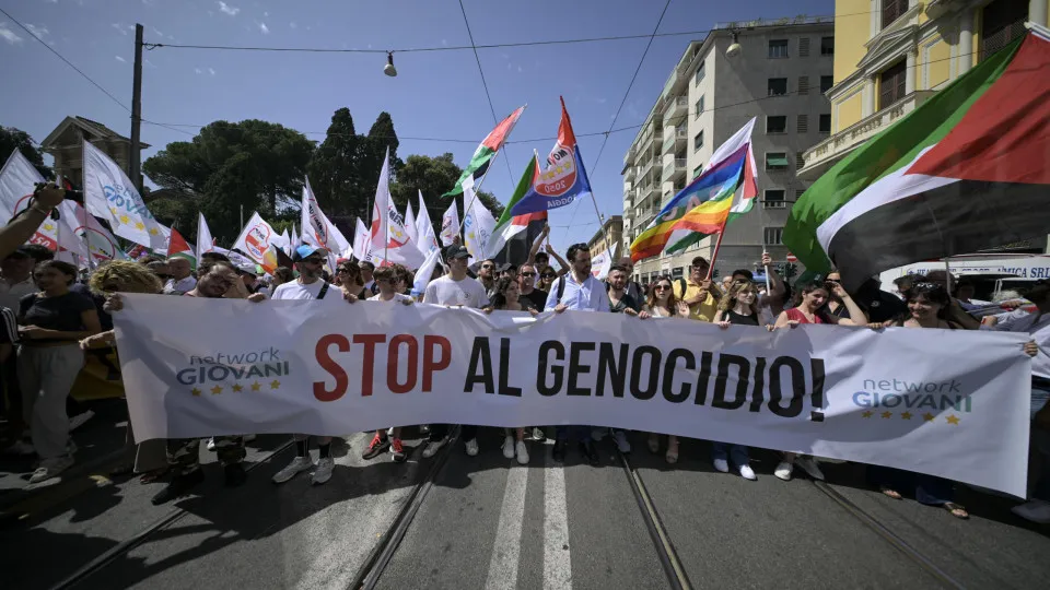 Italy's opposition parties organize pro-Palestinian demonstration in Rome