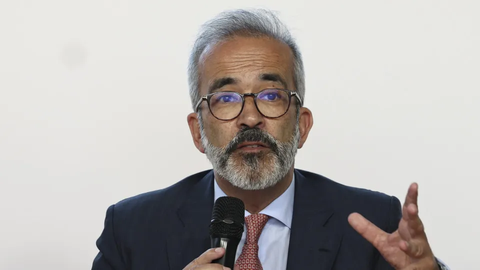 MNE garante que Portugal não vende armas  a Israel