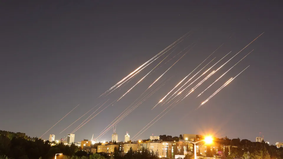 Iran launches missiles against Israel