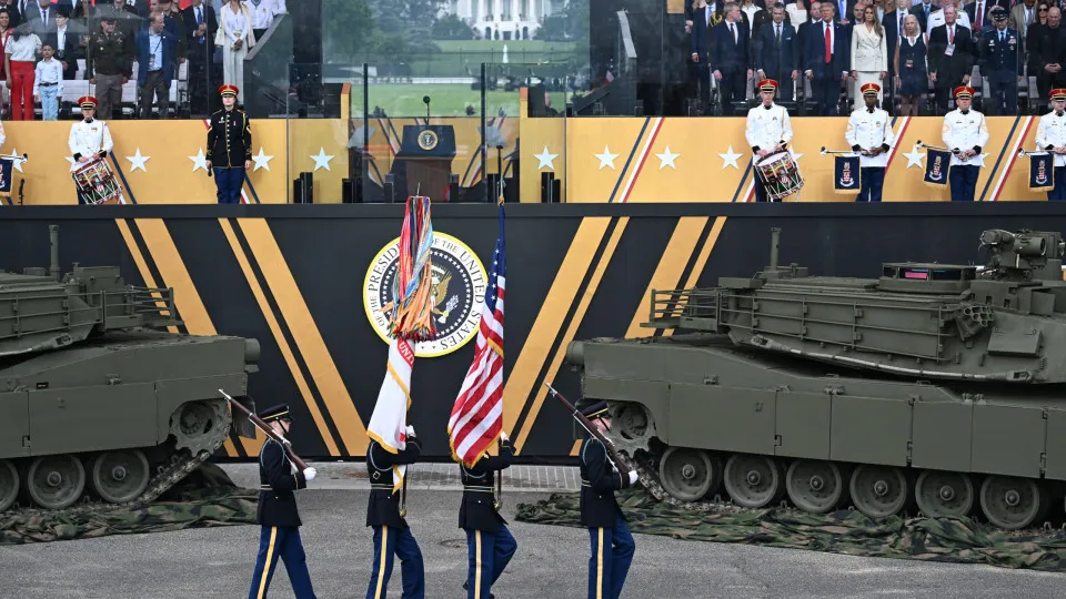 Secreta dinamarquesa alerta para ameaça militar dos EUA sob administração Trump