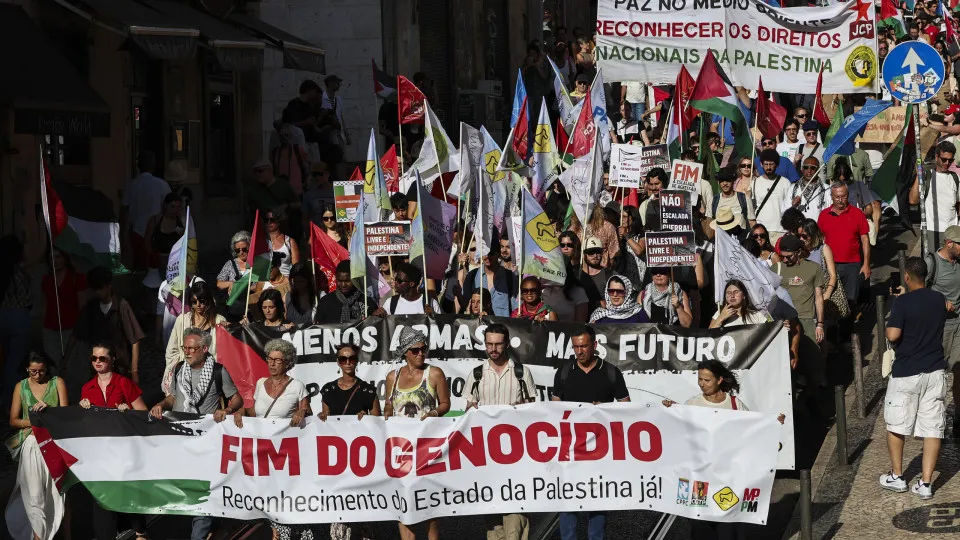 Manifestação "Fim ao Genocídio! Reconhecimento do Estado da Palestina Já!"