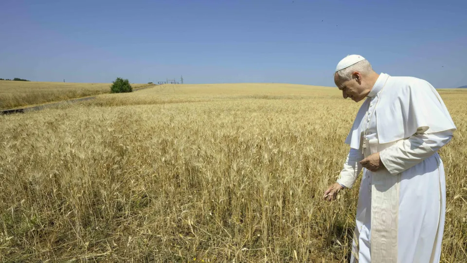 Pope Leo XIV visits Vatican Radio transmission center near Rome
