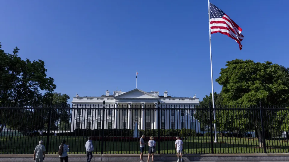 US president orders installation of new flagpoles on North and South Lawns of the White House