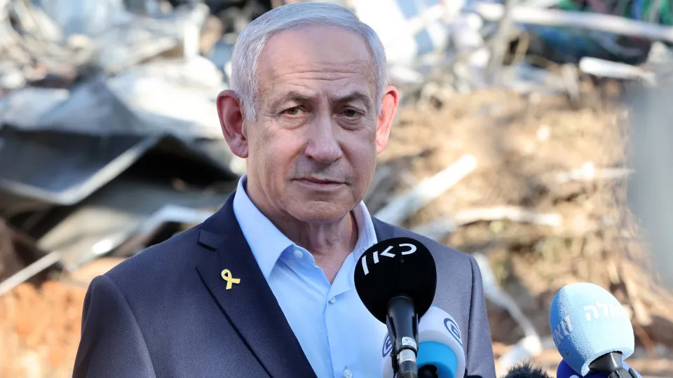 Israeli PM Netanyahu visits Rehovot following Iranian missile strike
