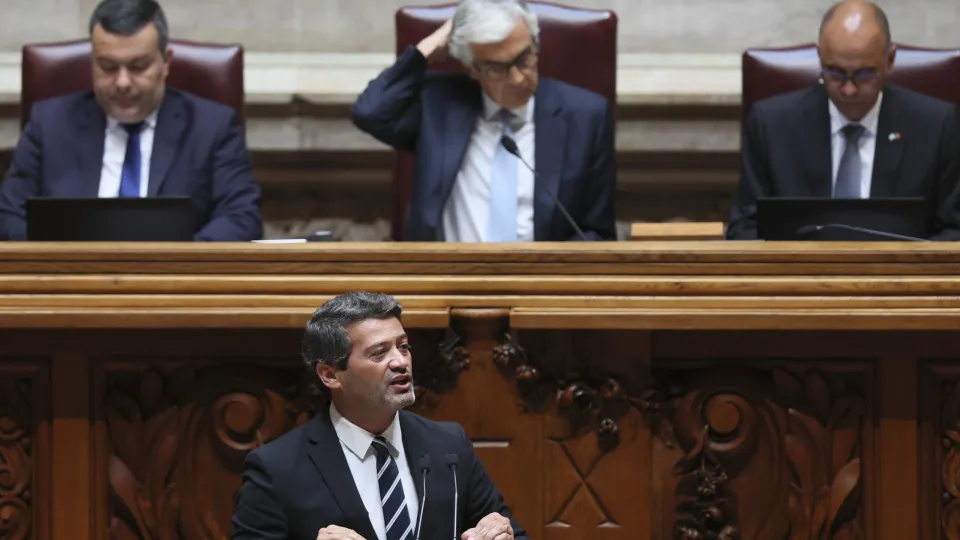 Parlamento: Sessão plenária