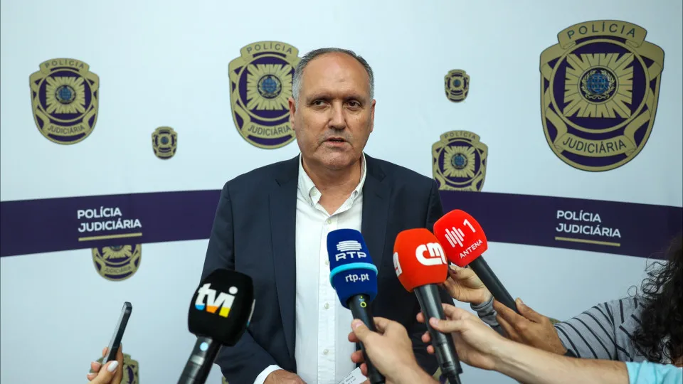 Conferência de imprensa da Polícia Judiciária sobre a operação policial