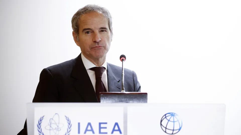 Líder da agência AEIA anuncia candidatura a secretário-geral da ONU