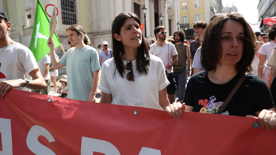 Manifestação "Casa para Viver" em Lisboa