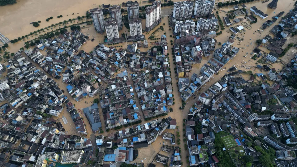 Flood emergency re-activated in Rongjiang County, Guizhou after heavy rains