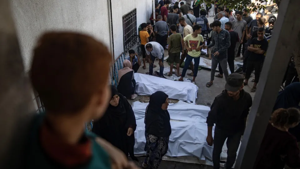 Pelo menos 20 pessoas morreram num ponto de distribuição de ajuda em Gaza