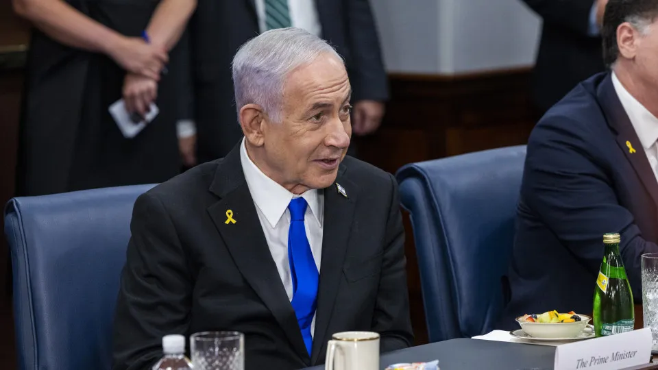 US secretary of defense meets with Israeli prime minister at the Pentagon