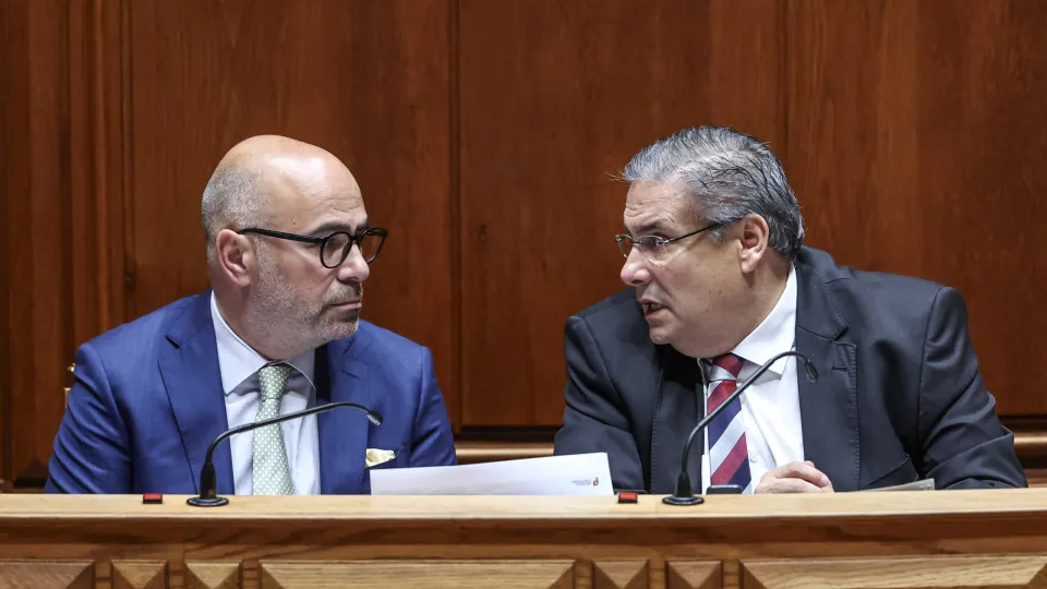 "Não vendemos a TAP ao desbarato, já o dissemos, mantemos o que dissemos"
