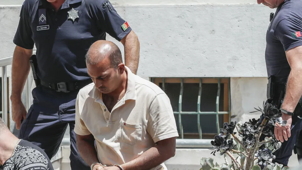 'Olá, mãe; olá, pai'. Tribunal condena 9 arguidos em caso de burlas