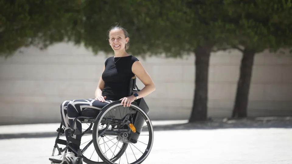 Marta ficou paraplégica mas voltou a andar e sente-se "um filme de ficção científica"
