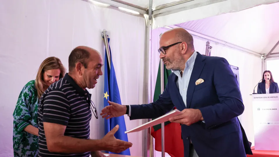 Inauguração de 16 casas de custos controlados em Anadia