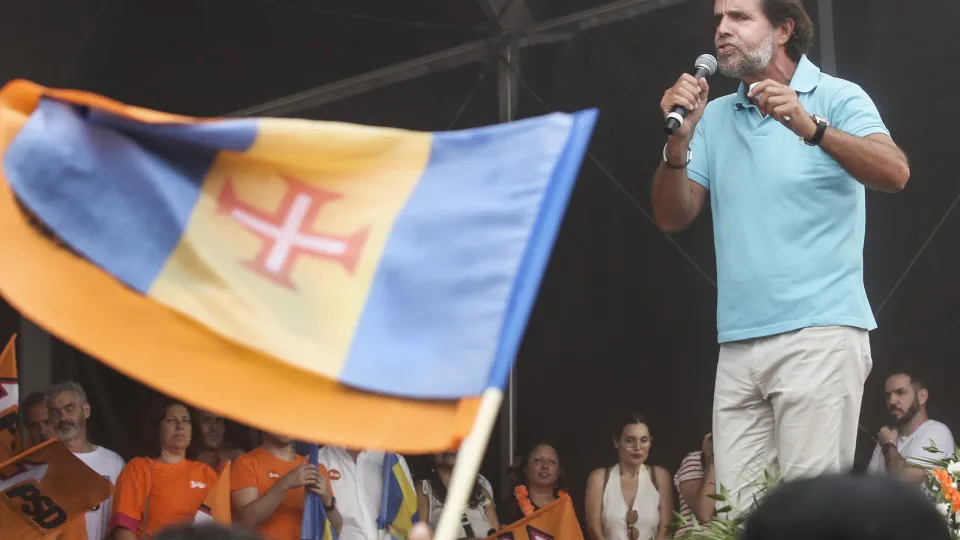 Albuquerque reclama vitória do PSD/Madeira na região