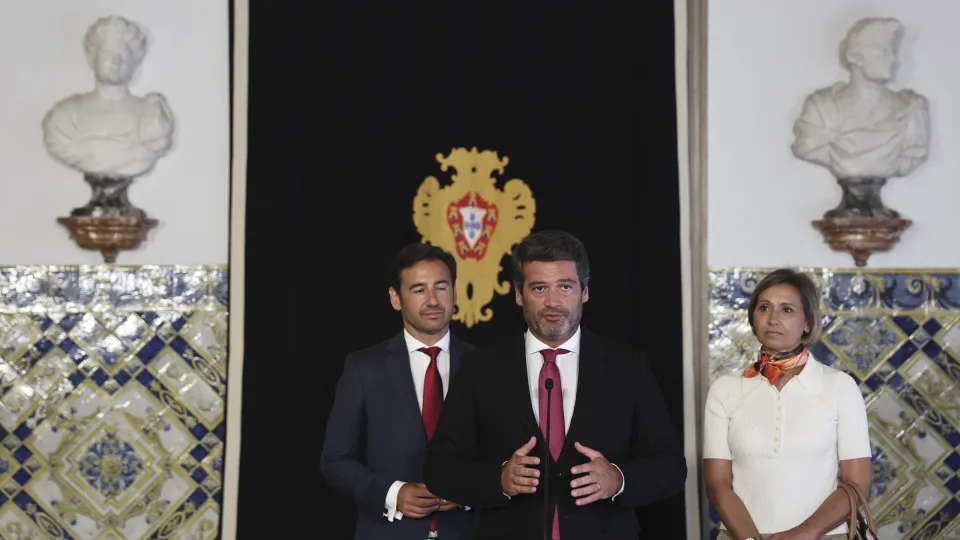 Presidente da República recebe partidos políticos