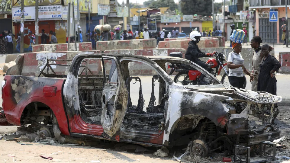Tumultos em Luanda causaram 22 mortos e 197 feridos em dois dias