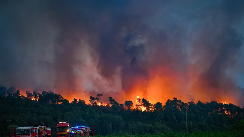 Wildfire rages in southern France