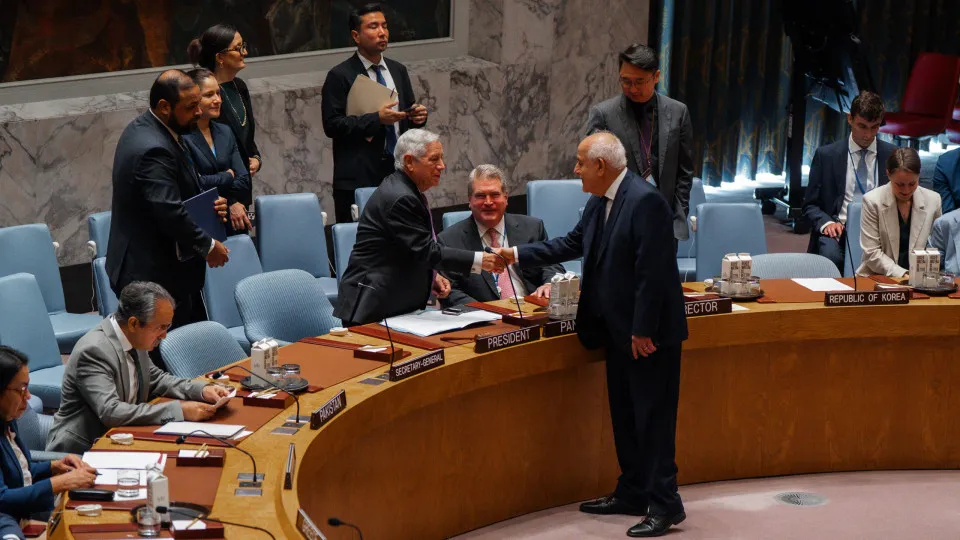 UN Security Council holds emergency meeting on Israeli-Palestinian conflict