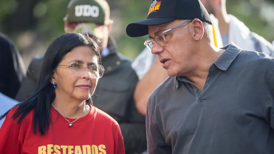 Vice-presidente da Venezuela nega conspiração para derrubar Maduro