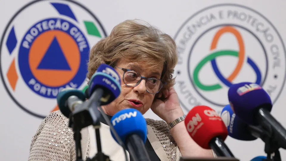 Governo: MAI Maria Lúcia Amaral fala sobre incêndios em Portugal