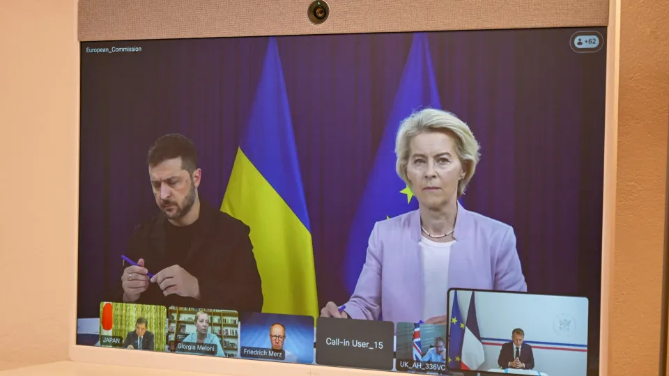 Video conference between French President Macron and the coalition of volunteers