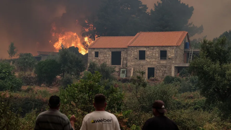 Portugal battles wildfires