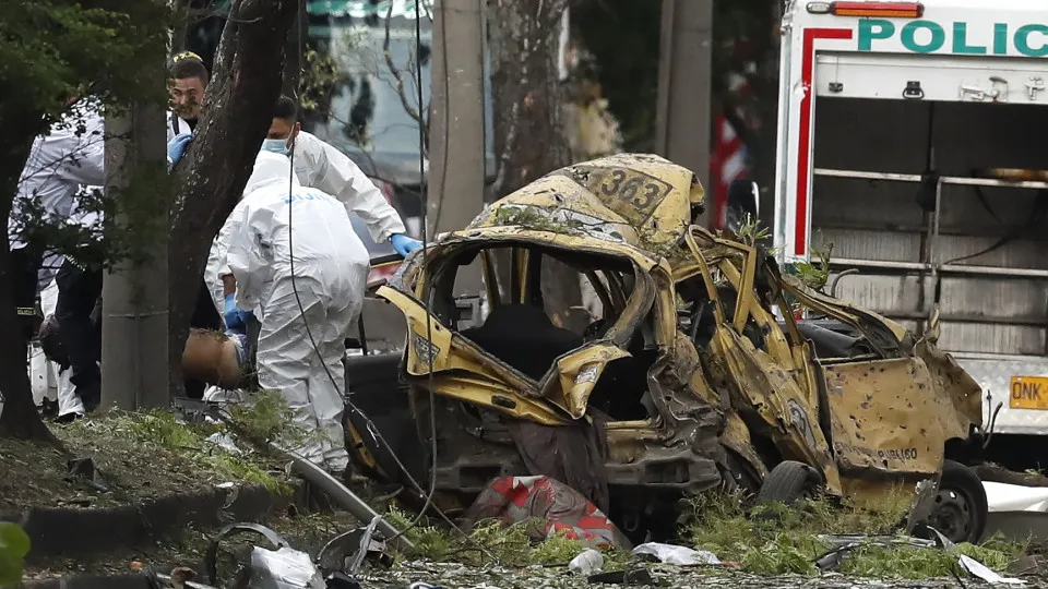 Attack near military school in Cali
