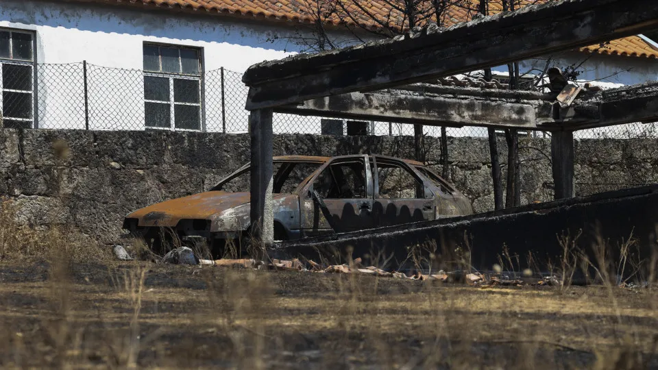 AR aprova reforço de apoios às vítimas de incêndios proposto pelo PCP