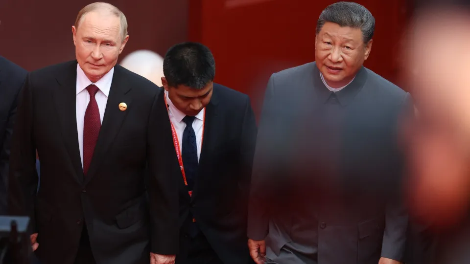 Putin diz que transplantes de órgãos podem permitir "viver para sempre"
