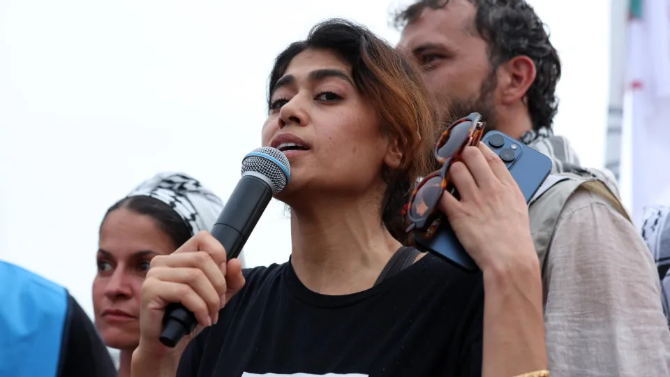 Eurodeputada revela que foi "espancada por polícias israelitas"