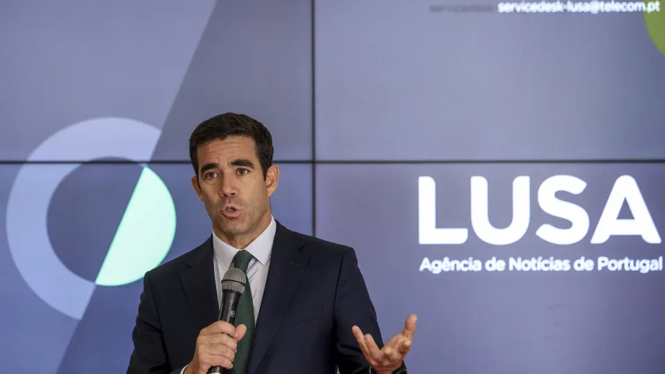 Governo finaliza compra da Lusa "nas próximas semanas"