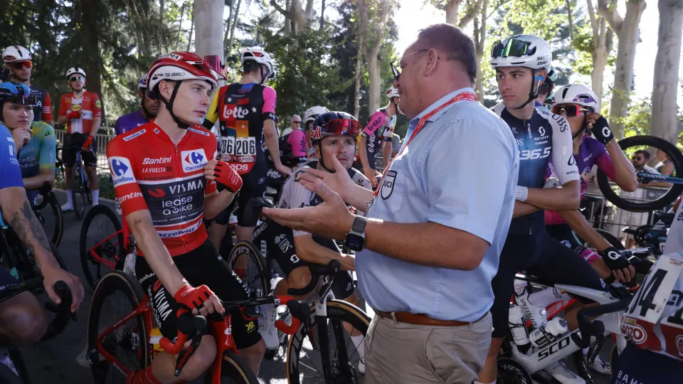 Vuelta: Vingegaard desiludido por ter sido privado da cerimónia do pódio