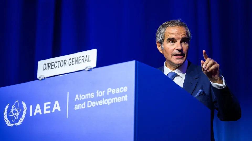 Diretor da agência atómica reitera candidatura para suceder a Guterres