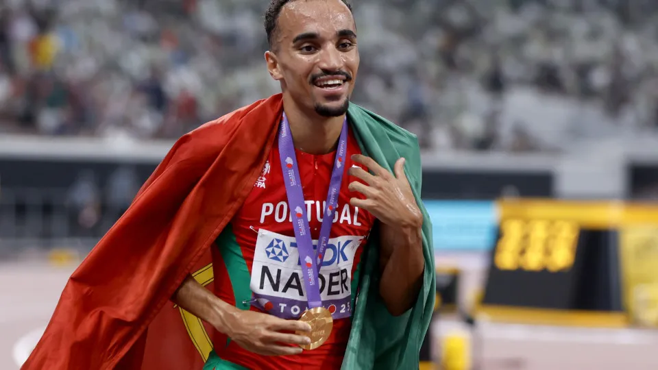 Campeão do mundo Isaac Nader renova com o Benfica até 2028