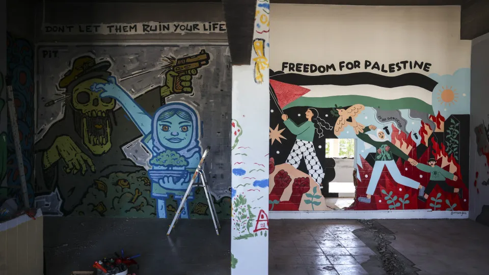 Num edíficio em ruínas perto de Lisboa nasce galeria contra genocídio em Gaza