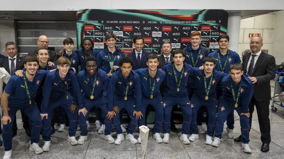 Campeões da Europa de futsal de sub-19 sonham com seleção principal