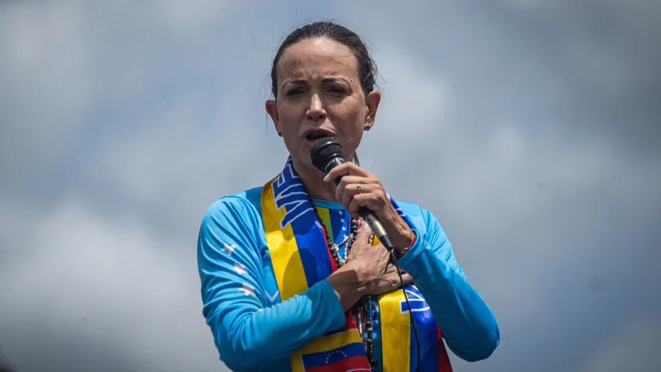 Nobel da Paz. Maduro chama "bruxa demoníaca" a María Corina Machado