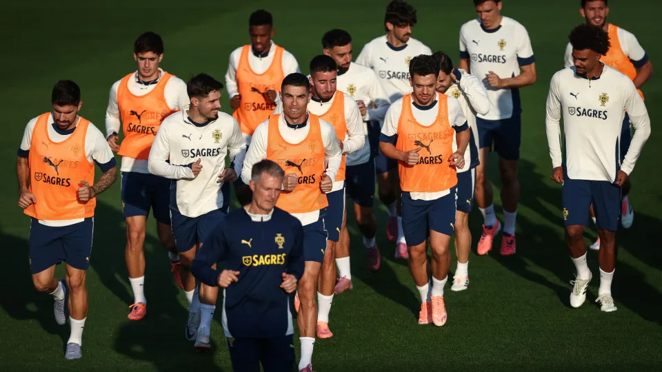 Último treino para Portugal (já sem Leão) antes da receção à Hungria